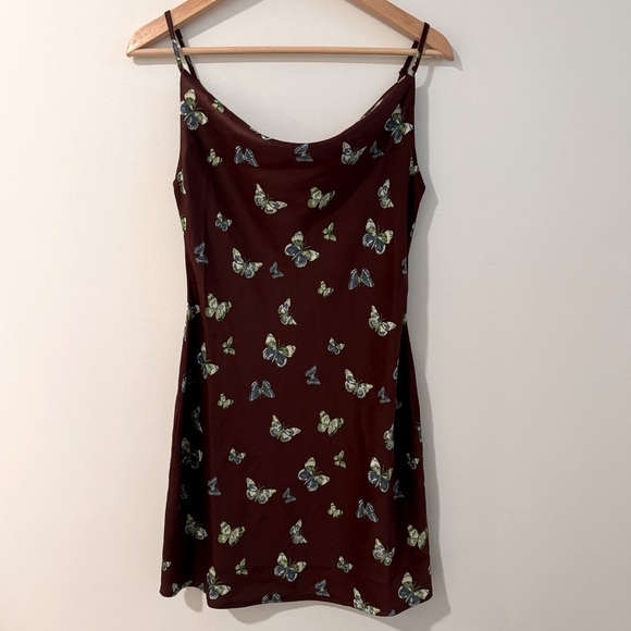 BUTTERFLY SLIP DRESS - Urban Outfitters slip dress - Picture 3 of 5